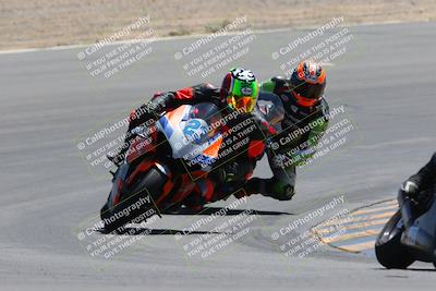 media/Apr-09-2023-SoCal Trackdays (Sun) [[333f347954]]/Turn 10 (115pm)/